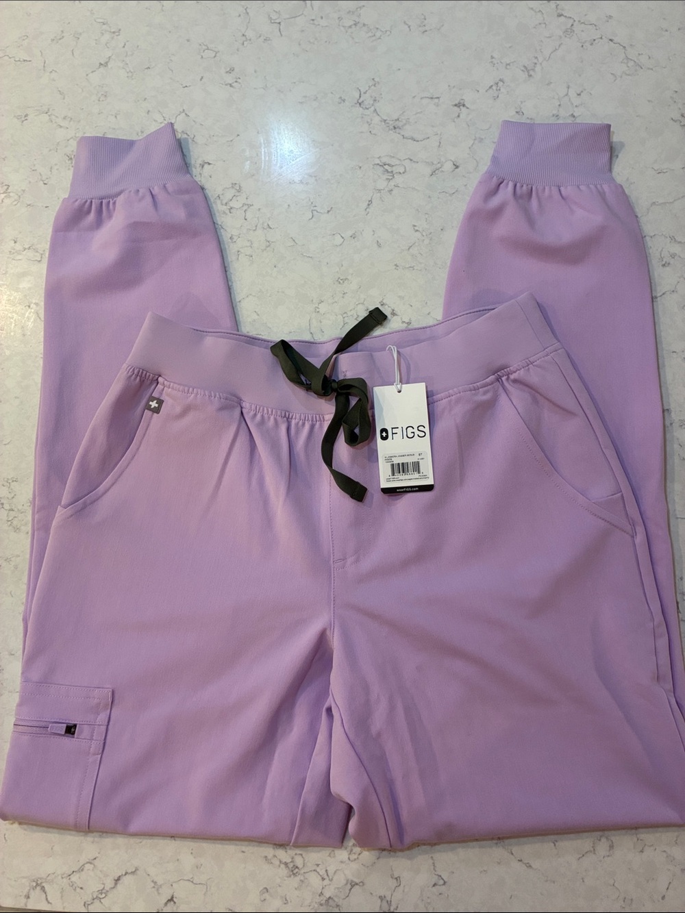Figs Women’s Zimora Lavender Drawstring Scrub Joggers Small/Tall NWT